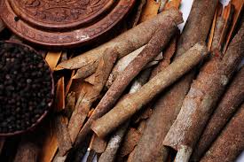 Cinnamon sticks