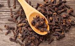 Cloves spice